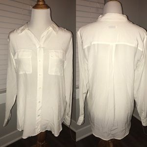 white button up blouse - size M